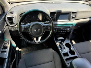 Внедорожник Kia Sportage 2016 года, 1850000 рублей, Кропоткин
