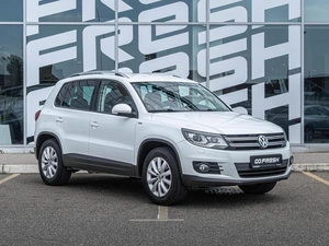 Внедорожник Volkswagen Tiguan 2016 года, 1614000 рублей, Краснодар