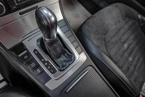 Седан Volkswagen Passat 2011 года, 1099000 рублей, Челябинск