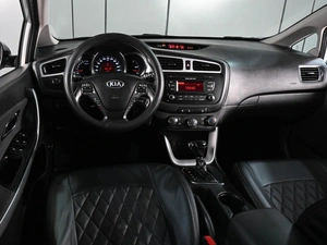 Хетчбэк Kia Ceed 2013 года, 1029000 рублей, Аксай