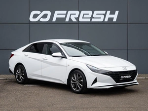 Седан Hyundai Elantra 2021 года, 2010000 рублей, Краснодар