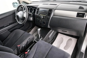 Седан Nissan Tiida 2010 года, 849000 рублей, Красноярск