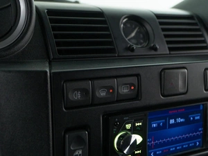 Внедорожник Land Rover Defender 2013 года, 3699077 рублей, Москва