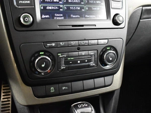 Внедорожник Skoda Yeti 2013 года, 945100 рублей, Казань