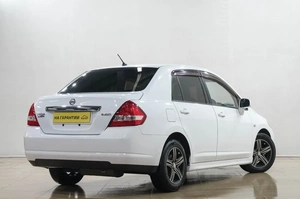 Седан Nissan Tiida Latio 2004 года, 499000 рублей, Новокузнецк