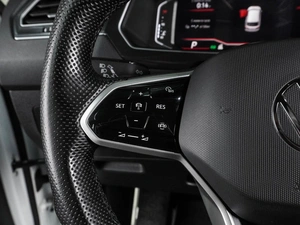 Внедорожник Volkswagen Tiguan 2021 года, 2874000 рублей, Воронеж