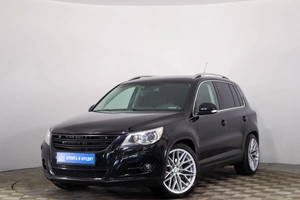 Внедорожник Volkswagen Tiguan 2011 года, 1129000 рублей, Пермь