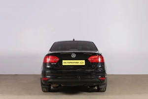 Седан Volkswagen Jetta 2013 года, 1049000 рублей, Новосибирск