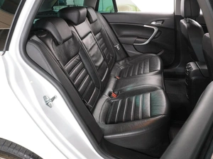 Универсал Opel Insignia 2013 года, 1339000 рублей, Воронеж