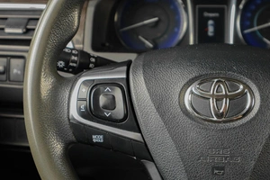 Седан Toyota Camry 2015 года, 1769000 рублей, Тюмень