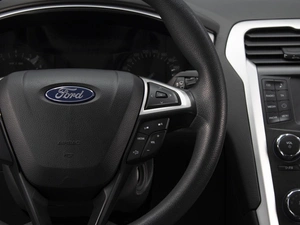 Седан Ford Mondeo 2015 года, 1460000 рублей, Омск