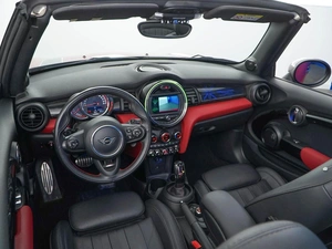 Кабриолет MINI John Cooper Works 2019 года, 3339999 рублей, Москва