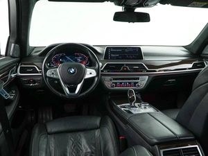 Седан BMW 7 серия 2019 года, 5177077 рублей, Москва