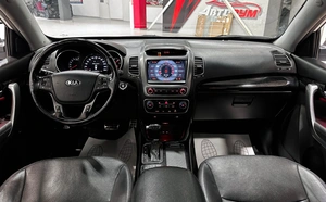Внедорожник Kia Sorento 2013 года, 1800000 рублей, Красноярск