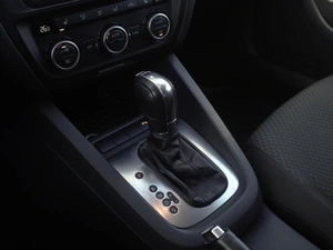 Седан Volkswagen Jetta 2012 года, 1090000 рублей, Тверь