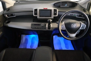 Минивэн Honda Freed 2015 года, 1499000 рублей, Омск