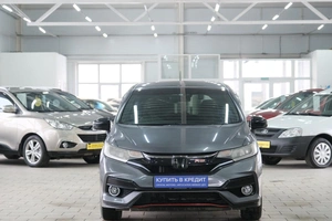 Хетчбэк Honda Fit 2017 года, 1129000 рублей, Омск