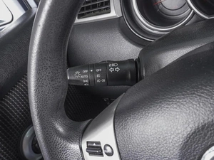 Хетчбэк Nissan Tiida 2012 года, 919000 рублей, Ростов-на-Дону