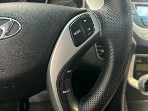 Седан Hyundai Avante 2011 года, 889000 рублей, Красноярск