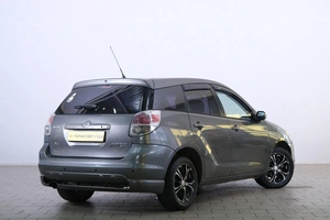 Хетчбэк Toyota Matrix 2005 года, 599000 рублей, Омск