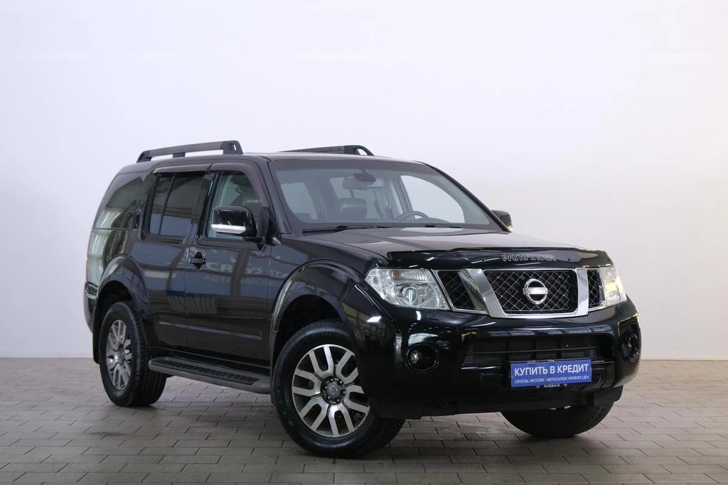 Внедорожник Nissan Pathfinder 2011 года, 1719000 рублей, Омск