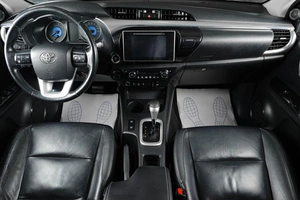Пикап Toyota Hilux 2018 года, 2739000 рублей, Тюмень
