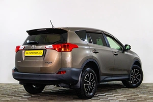 Внедорожник Toyota RAV4 2013 года, 1789000 рублей, Сургут