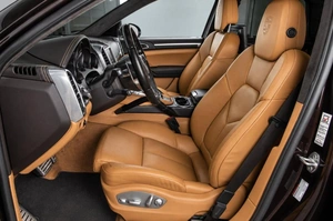 Внедорожник Porsche Cayenne Turbo 2016 года, 3899000 рублей, Челябинск