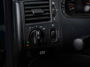 Седан Mercedes-benz E-класс 1997 года, 947052 рублей, Москва