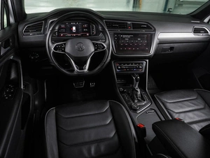 Внедорожник Volkswagen Tiguan 2021 года, 2874000 рублей, Воронеж