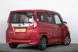 Минивэн Toyota Roomy 2019 года, 1159000 рублей, Томск