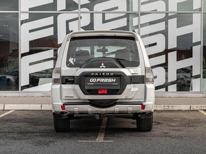 Внедорожник Mitsubishi Pajero 2014 года, 2660000 рублей, Краснодар