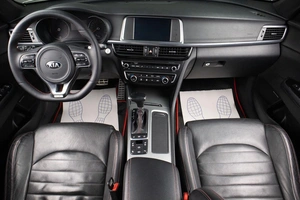 Седан Kia Optima 2018 года, 2109000 рублей, Оренбург