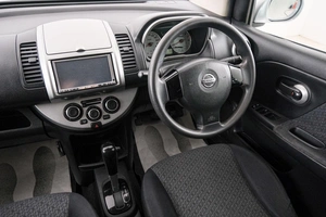 Хетчбэк Nissan Note 2011 года, 689000 рублей, Красноярск