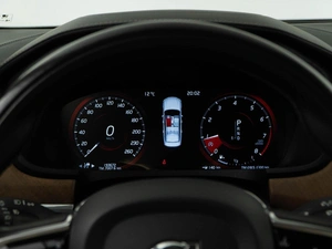 Седан Volvo S90 2019 года, 2699050 рублей, Москва