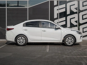 Седан Kia Rio 2019 года, 1085000 рублей, Краснодар