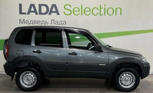 Внедорожник Chevrolet Niva 2017 года, 595000 рублей, Красноярск