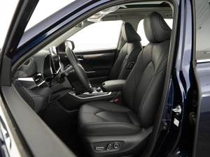 Внедорожник Toyota Highlander 2025 года, 5839050 рублей, Москва