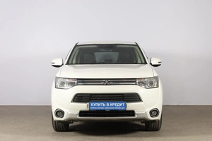Внедорожник Mitsubishi Outlander 2014 года, 1799000 рублей, Новосибирск