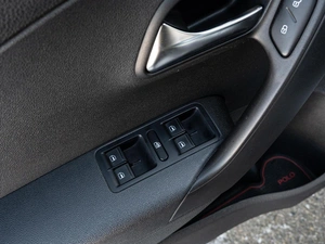 Седан Volkswagen Polo 2017 года, 980000 рублей, Краснодар