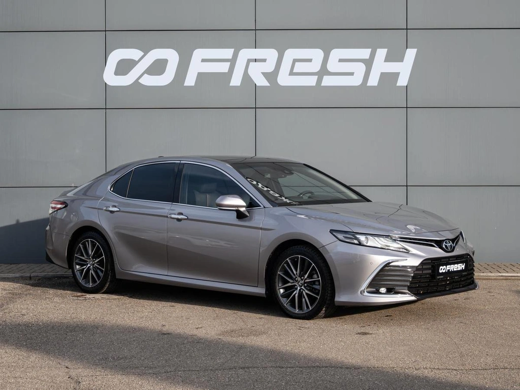 Седан Toyota Camry 2022 года, 3400000 рублей, Краснодар