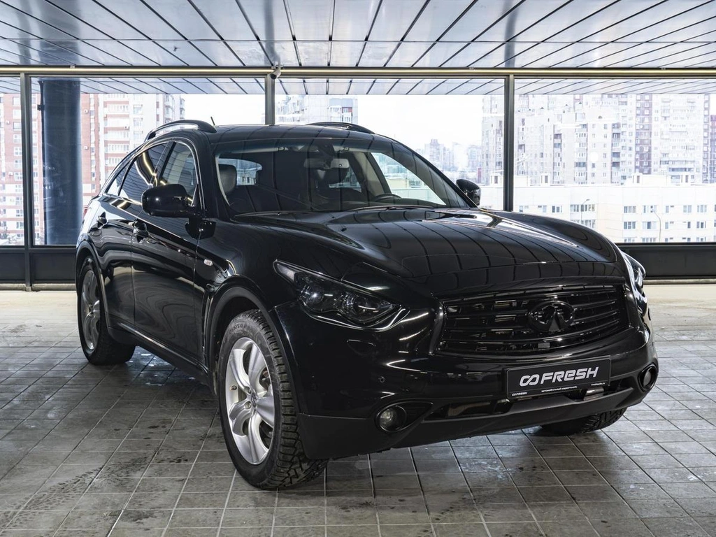 Внедорожник Infiniti QX70 2013 года, 2949000 рублей, Санкт-Петербург