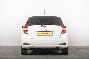 Хетчбэк Nissan Note 2017 года, 999000 рублей, Томск