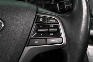 Седан Hyundai Elantra 2017 года, 1599000 рублей, Петрозаводск