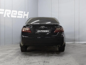 Седан Toyota Camry 2010 года, 1690000 рублей, Омск