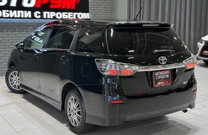 Минивэн Toyota Wish 2012 года, 1447000 рублей, Красноярск
