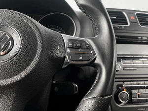 Хетчбэк Volkswagen Golf 2011 года, 749900 рублей, Казань