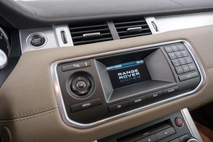 Внедорожник Land Rover Range Rover Evoque 2012 года, 1799000 рублей, Красноярск