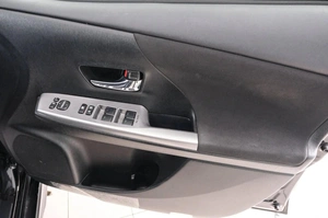 Универсал Toyota Prius Alpha 2016 года, 1429000 рублей, Красноярск