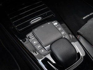 Седан Mercedes-benz CLA-класс 2021 года, 3050000 рублей, Краснодар